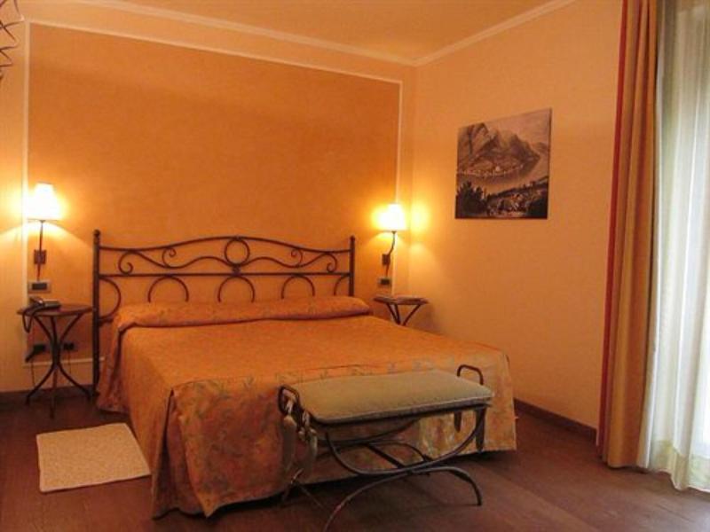 La Darsena Hotel Tremezzo Bagian luar foto