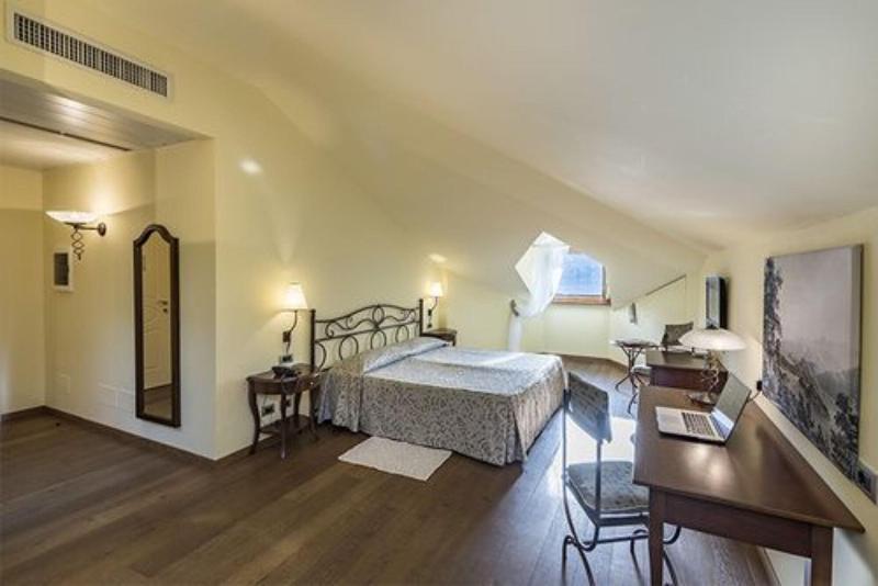 La Darsena Hotel Tremezzo Bagian luar foto