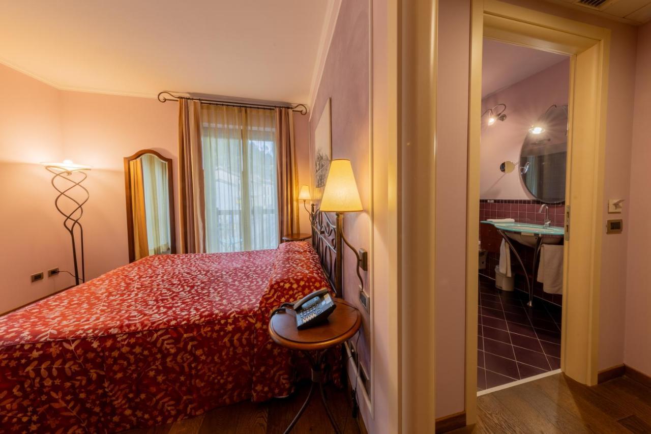 La Darsena Hotel Tremezzo Bagian luar foto